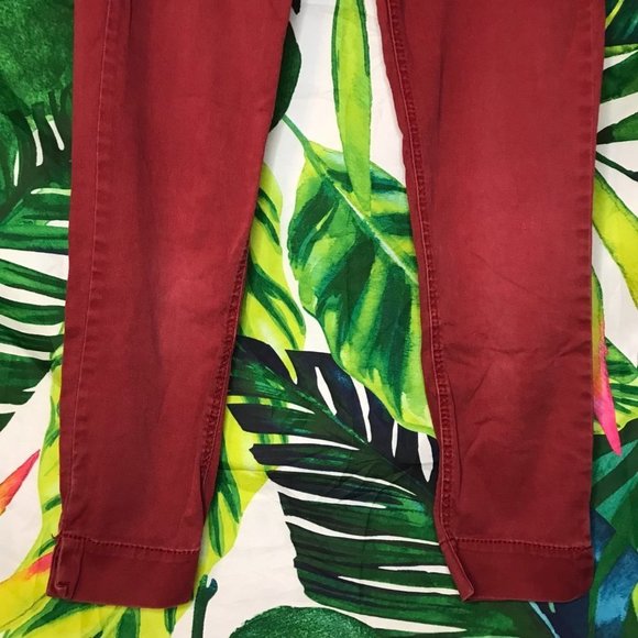 GUC $52 A.N.A Womens Size 4 Red Skinny Casual Disneybound Mickey Mouse Pants - Picture 6 of 9